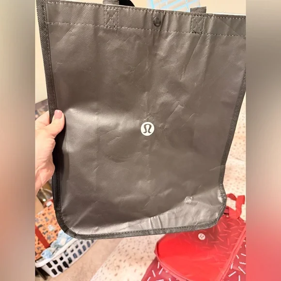 Bundle of 3 Lululemon Bags - Red White Black - Picture 5 of 10